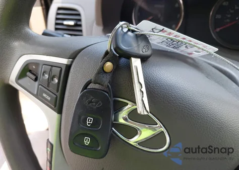 2012 Hyundai Accent Gls from USA, damaged, VIN KMHCU4AE2CU078517